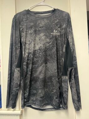 Realtree Charcoal Gray Camo Performance Fishing Shirt